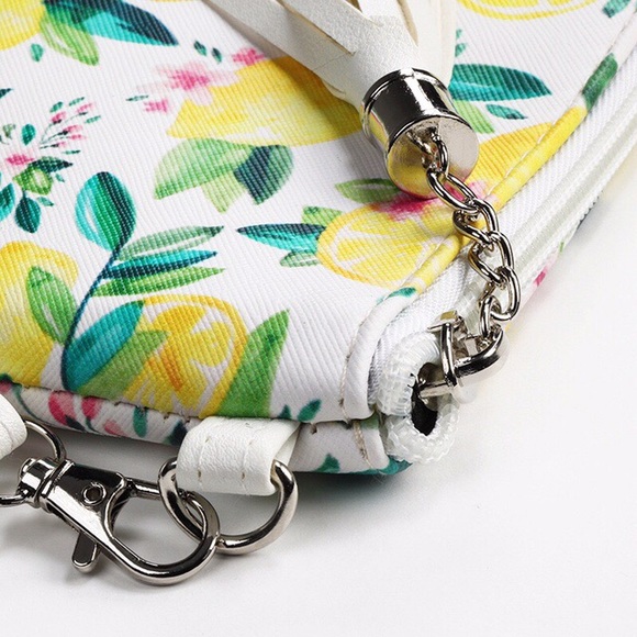 "When Life Gives You Lemons" Wristlet - Picture 6 of 6